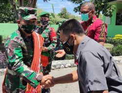 Wadanpussenif Kodiklat TNI AD Berikan Arahan Kepada Personel Satgas Pamtas Yonif 742/SWY