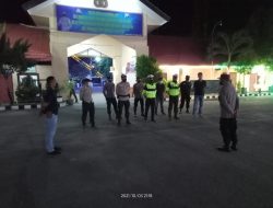 Polres Sumbawa Patroli Malam Tegakan PPKM Dan Bagikan Masker