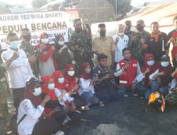 63 Rumah Habis Dilalap Jago Merah, Danrem 162/WB Salurkan Bantuan Paket Sembako Kepada Korban Kebakaran
