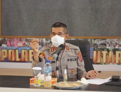 Bhabinkamtibmas Polres Lotara Berikan edukasi Serta Ajak Warga Vaksinasi