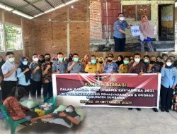 Imigrasi Sumbawa Bagi Sembako dan Gelar Aksi Donor Darah