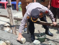 Kapolres Batubara AKBP Ikhwan Lubis Letakan Batu Pertama Renovasi Rumah Nilam Dan Nek Wonasih