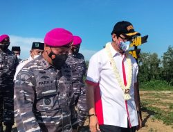 DR Rahmat Shah di Sambut Danyonif 8 dan Ketua Umum KSJ Tinjau Kampung Gala Rimba Marinir