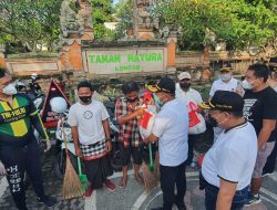 Danrem 162/WB Dampingi Menko PMK Olahraga Sepeda Santai dan Memberikan Sembako