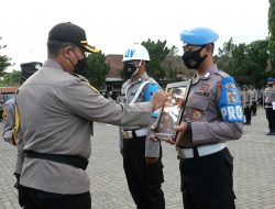Polres Lombok Tengah Laksanakan Apel Pemecatan  Terhadap Anggota