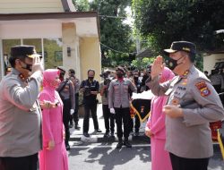 Welcome And Farewell Kapolda NTB Berlangsung Meriah dan Mengharukan