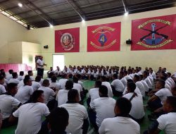Penuh Keakraban, Danyonif 8 Marinir Mengadakan Jam Komandan
