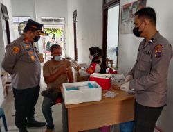 Ratusan Warga Antusias Ikuti Vaksinasi di Polres Batu Bara