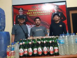 Tim Cobra Bravo Sita Puluhan Botol Miras Berbagai Jenis