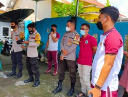 Kapolres KSB Lakukan Monitoring Vaksinasi Dibale Desa Santong