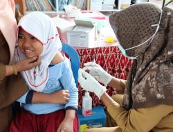 Kasih Humas Polres Dompu Pantau Vaksinasi Anak Usia 6-11 tahun