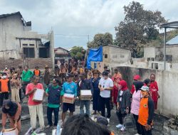 Ketua DPRD Sumbawa Berikan Bantuan Ke Korban Kebakaran