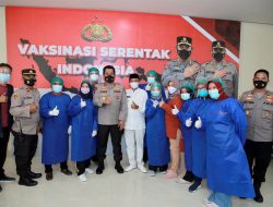 Politekpar Lombok Gelar Vaksinasi Target 500 Dosis