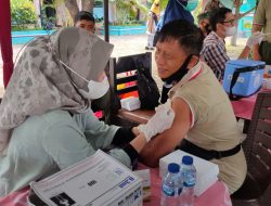 Dandim 1615/Lotim Kerahkan Personel Untuk Sosialisasi Sukseskan Vaksinasi Anak-anak