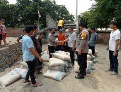 Kapolres Loteng Sumbang Matrial Bangun Musholla di Praya Timur