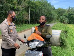 AKBP Heru muslimin Bagikan Sembako ke warga dan Lansia