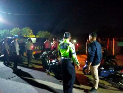 Didatangi Polisi, Pembalap Liar Dan Penonton berhamburan Melarikan Diri