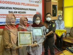 Wow!, Kejari Sumbawa Terima Penghargaan dari Pemda