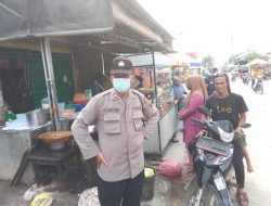 Jelang Berbuka Puasa, Jalan Lintas Di Pagurawan Ramai Pemburu Takjil