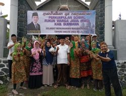 Politisi Gerindra Ansori Bersama Warga Jawa Bagikan Takjil Gratis