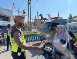 Tim Opsnal Pos Pam Rinjani 2022 Polres Dompu Berikan pelayanan Bagi Pengendara