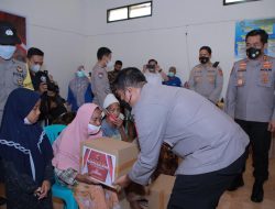Tinjau Vaksinasi di Pujut, Kapolda NTB Ingin Semua Kerjasama Dengan Baik