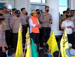 Polres Loteng Kawal Unjuk Rasa 11 April Dengan Aman Dan Humanis