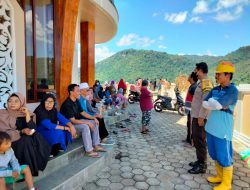 Polsek Brang Rea Lakukan Patroli Dialogis di Tempat Wisata