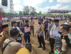 Polres Loteng Louncing Motor Cross Dengan Perayaan Lebaran Topat