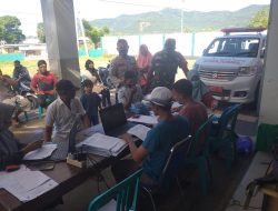 Polsek Seteluk Bersama Tim Vaksinator Puskesmas Genjot Vaksinasi Pasca Hari Raya Idul Fitri