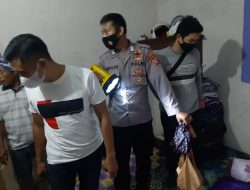 Pasangan Selingkuh Digerebek Mertua Bersama Warga