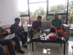 Polsek Mataram Beri Pengamanan Aksi Unjuk Rasa di Kejati NTB