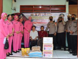 Samnut HUT Bhayangkara Ke-76, Polres Dompu Anjangsana Ke Purnawirawan Polri & Warakawuri