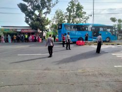 Polresta Mataram Kawal Pengamanan Keberangkatan Calon Jemaah Haji Asal Sumbawa Dan Bima