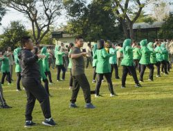 Danrem 162/WB Gelar Olahraga Bersama Prajurit Dalam Rangka Syukuran Atas Kenaikan Pangkat