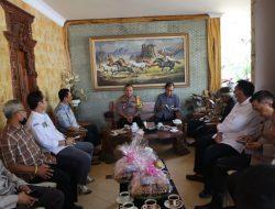 Silaturahmi Kapolresta Mataram Dengan Ketua PHDI Provinsi NTB