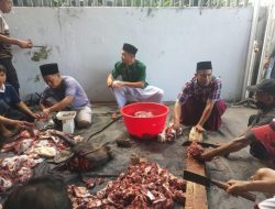 Ratusan Daging Qurban Dibagikan LBS ke Masyarakat