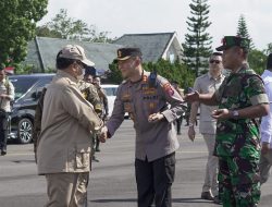 Kapolres Malang Sambut Kedatangan Menhan Prabowo Subianto di Bandara Abdulrachman Saleh