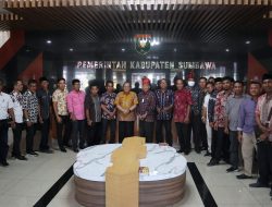 Mendengar Aspirasi Desa, Bupati Haji Mo Terima Kunjungan FK2D