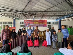 Jelang Peringati HDKD ke 77, Imigrasi Sumbawa Bagikan Sembako