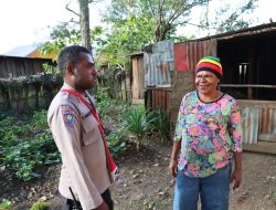 Tingkatkan Program Kasuari, Satgas Binmas Ops Damai Cartenz Kunjungi Ternak Warga