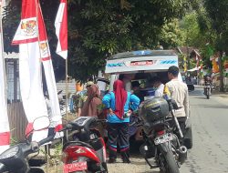 Bhabinkamtibmas Dampingi UPTD Laksanakan Vaksinasi Keliling