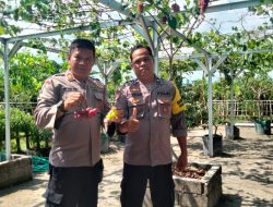Bhabinkamtibmas Desa Selat Menjadi Pengusaha Buah & Jual Bibit