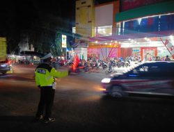 Sat Lantas Polres Dompu Lancarkan Arus Lalulintas Malam