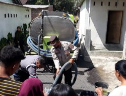 Kapolres Lombok Tengah Salurkan Bantuan Air Bersih