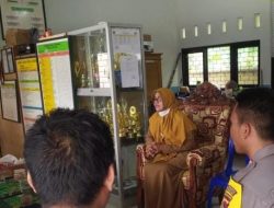 Bhabinkamtibmas Desa Dopang Mediasi Masalah SDN 1 Dopang