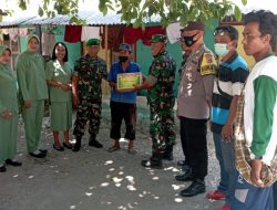 Bhabinkamtibmas Benete Dampingi Penyaluran Bansos