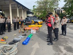 Siaga Bencana Alam, Wakapolres Lotim Cek Peralatan SAR Personil