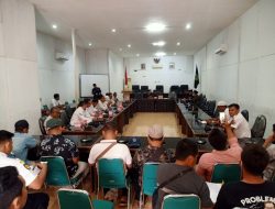 Polisi Amankan Hearing di Kantor DPRD Lombok Utara