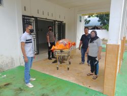 AKP Rusdi Cek Lokasi Penemuan Mayat Laki Laki Tanpa Identitas